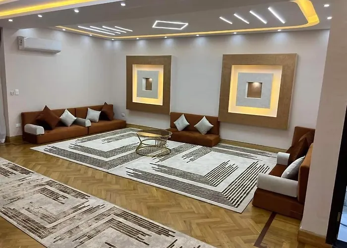 وسيط عقارى