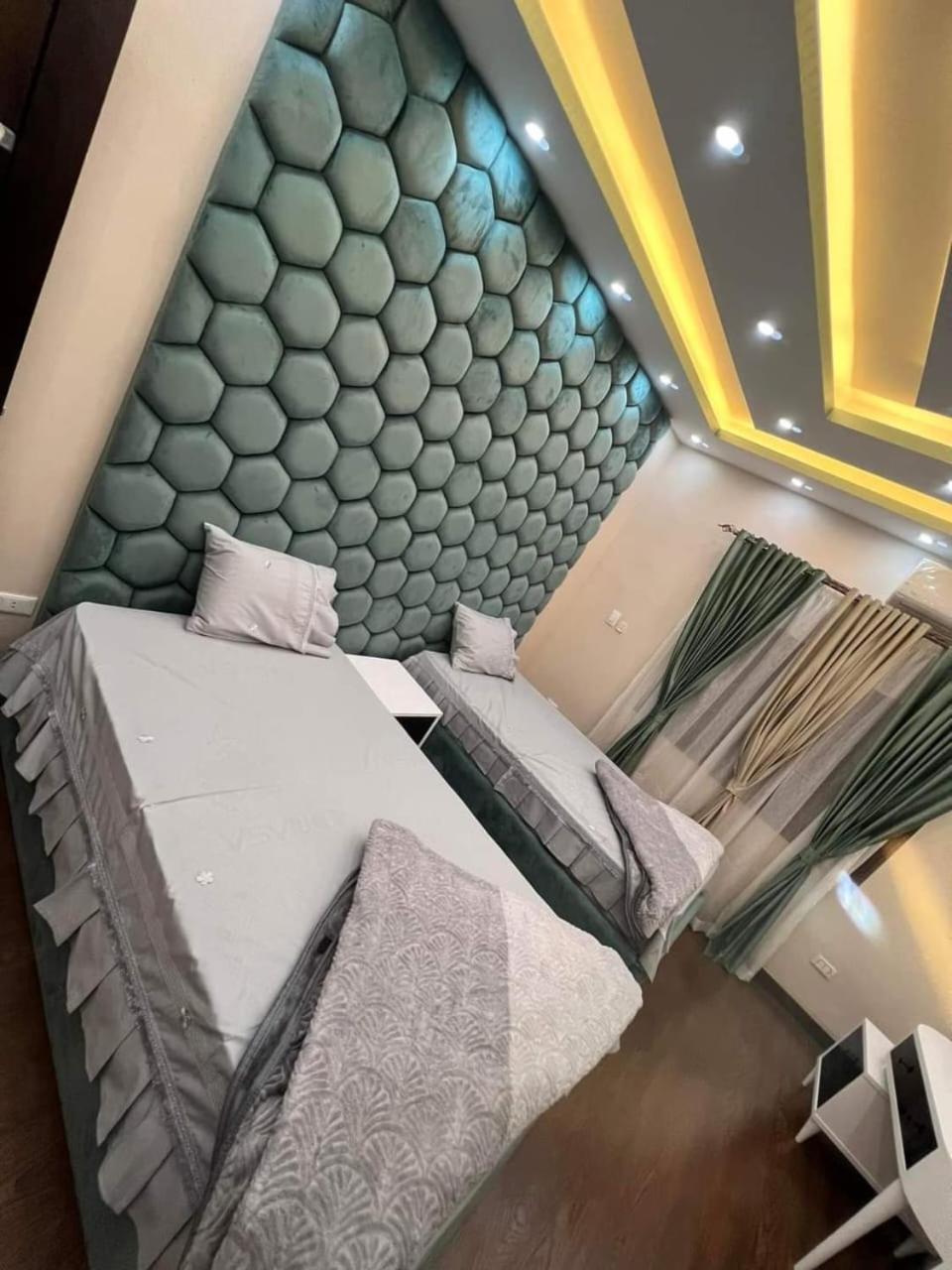 وسيط عقارى Apartment *